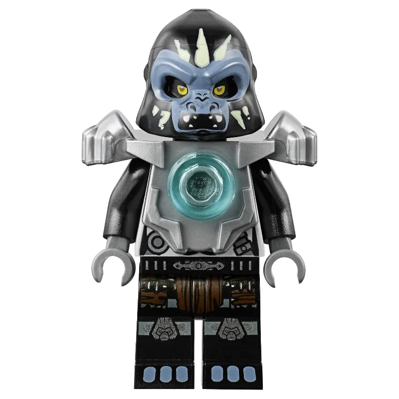 Gorzan with Flat Silver Shoulder Armor