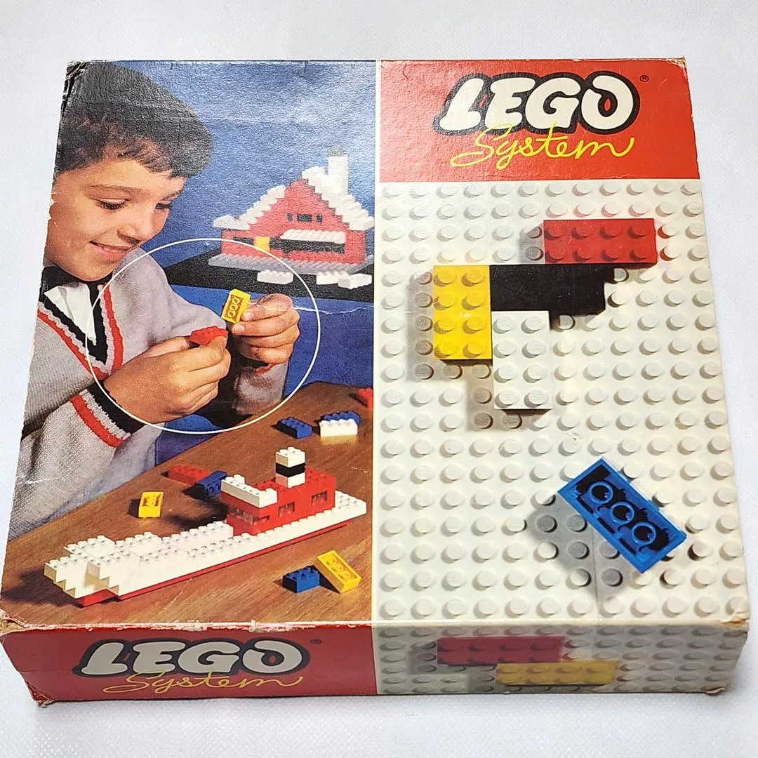 Basic Building Set in Cardboard