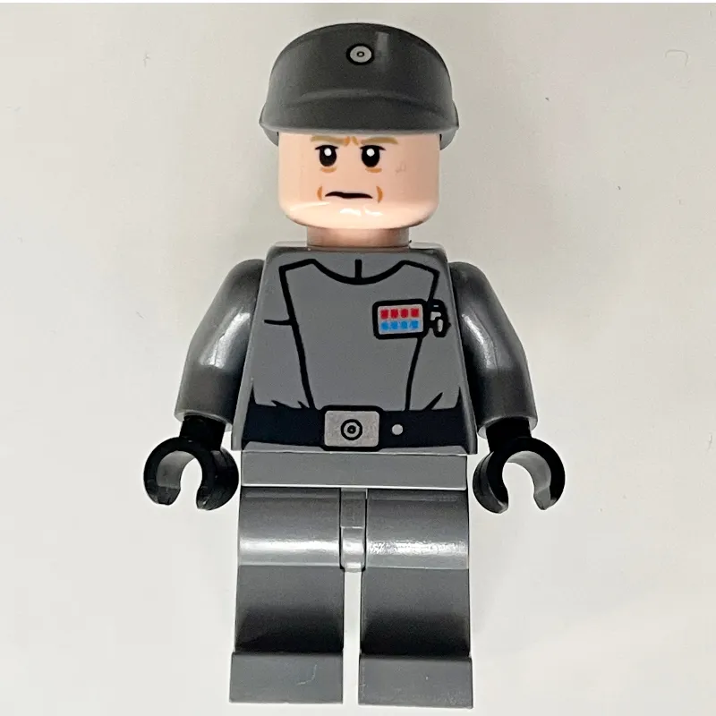 General Maximillian Veers, Cap