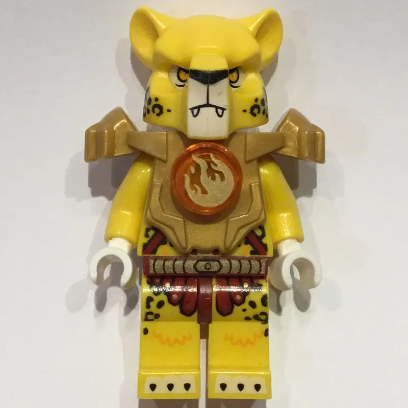 Lundor with Shoulder Armor and Fire Chi