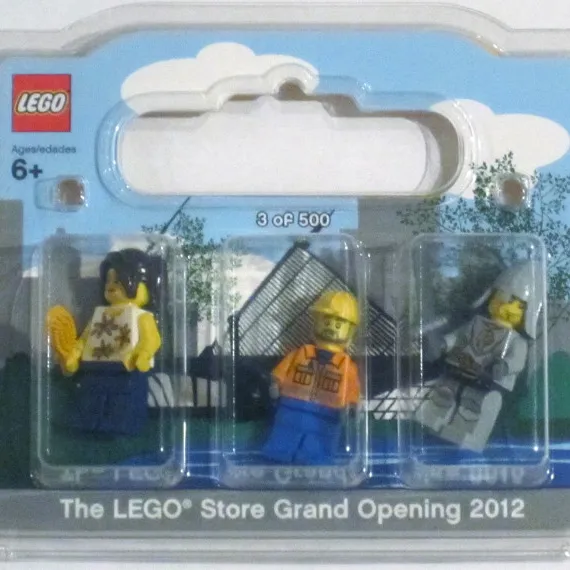 LEGO Store Grand Opening Exclusive Set, Mayfair, Wauwatosa, WI