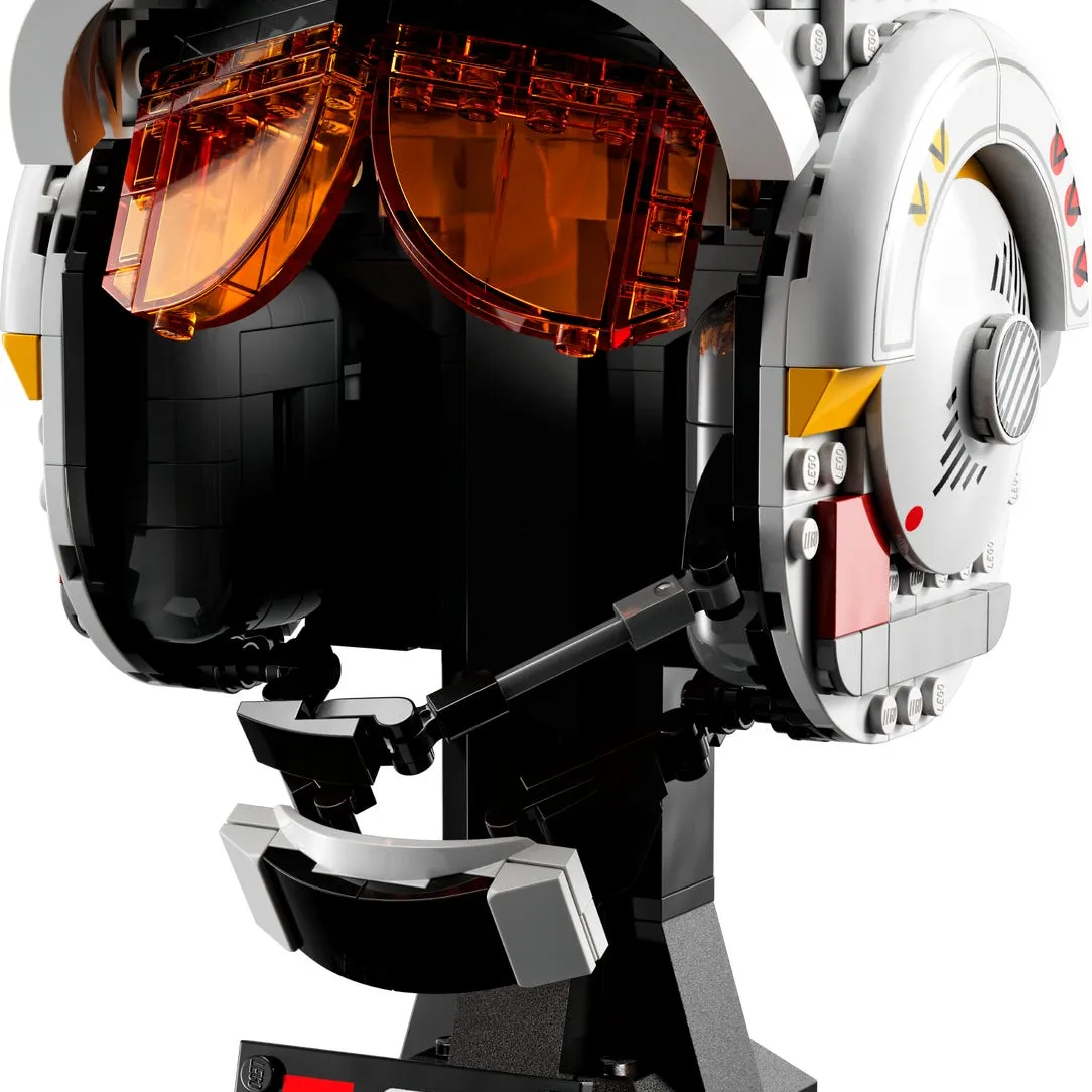 Luke Skywalker (Red Five) Helmet