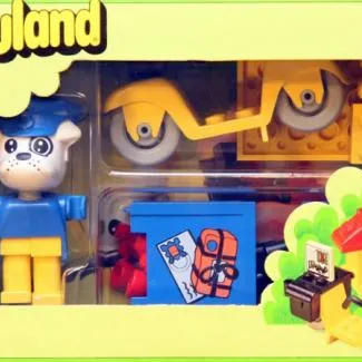 Buzzy Bulldog's Mailbox