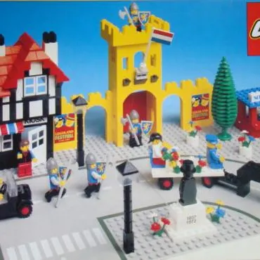 Town Square - Castle Scene (Dutch Version)