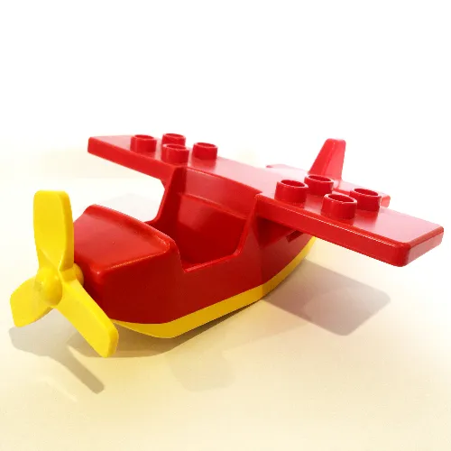 Duplo Airplane, High Small Wings, with Yellow Underside and Propeller