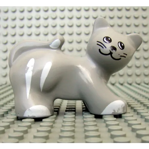 Duplo Animal Cat with White Stripes and Paws Print