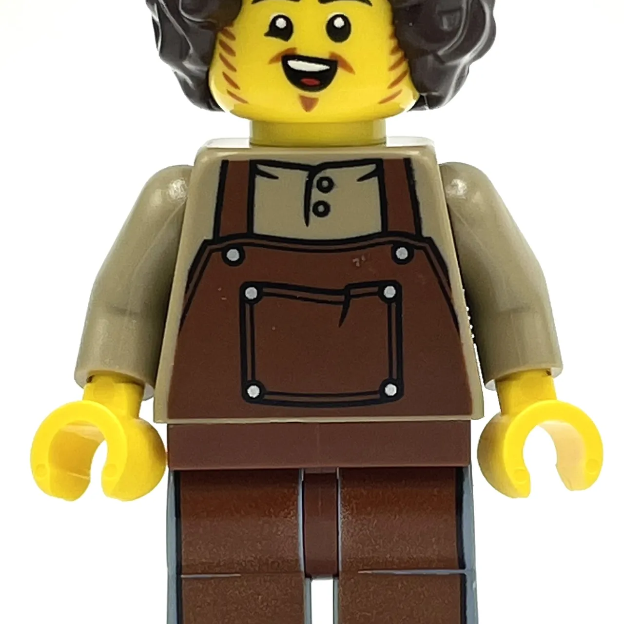 Castle Man, Reddish Brown Apron, Dark Brown Hair