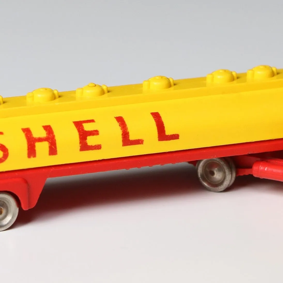 1:87 Mercedes Shell Tanker