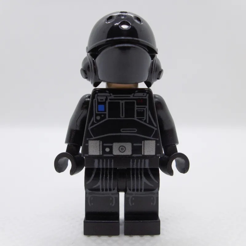 Jyn Erso, Imperial Ground Crew Disguise