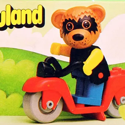 Ricky Racoon on his Scooter