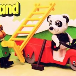 Perry Panda & Chester Chimp