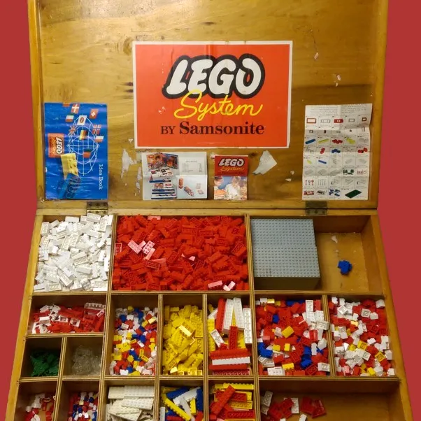 Samsonite Large Educational Set