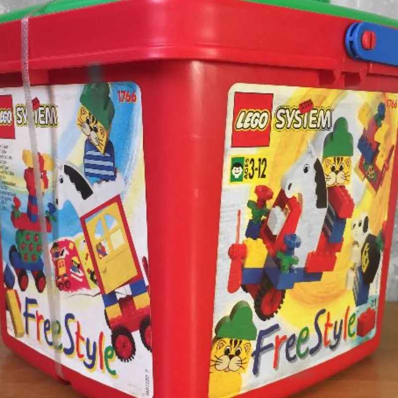 Small Freestyle Bucket