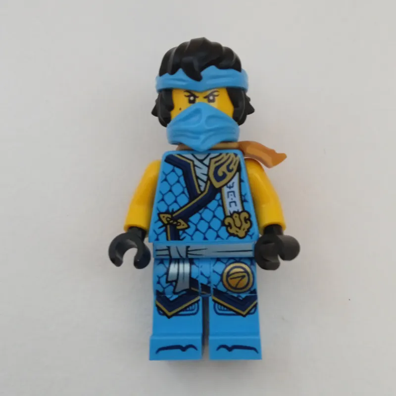 Nya, Dark Azure Robes, Shoulder Guard