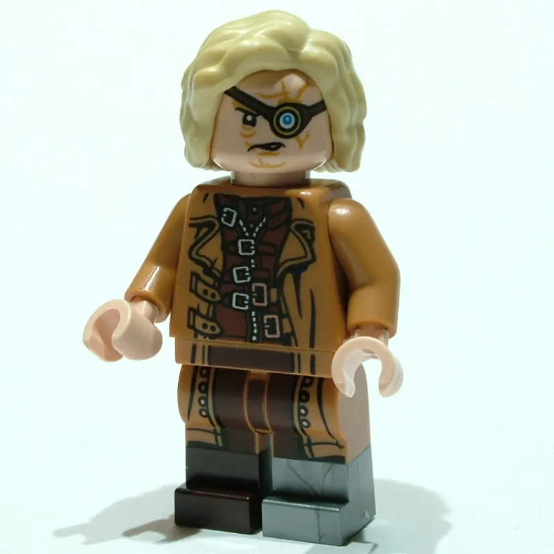 Alastor Mad-Eye Moody, Odd Legs, Medium Nougat Coat