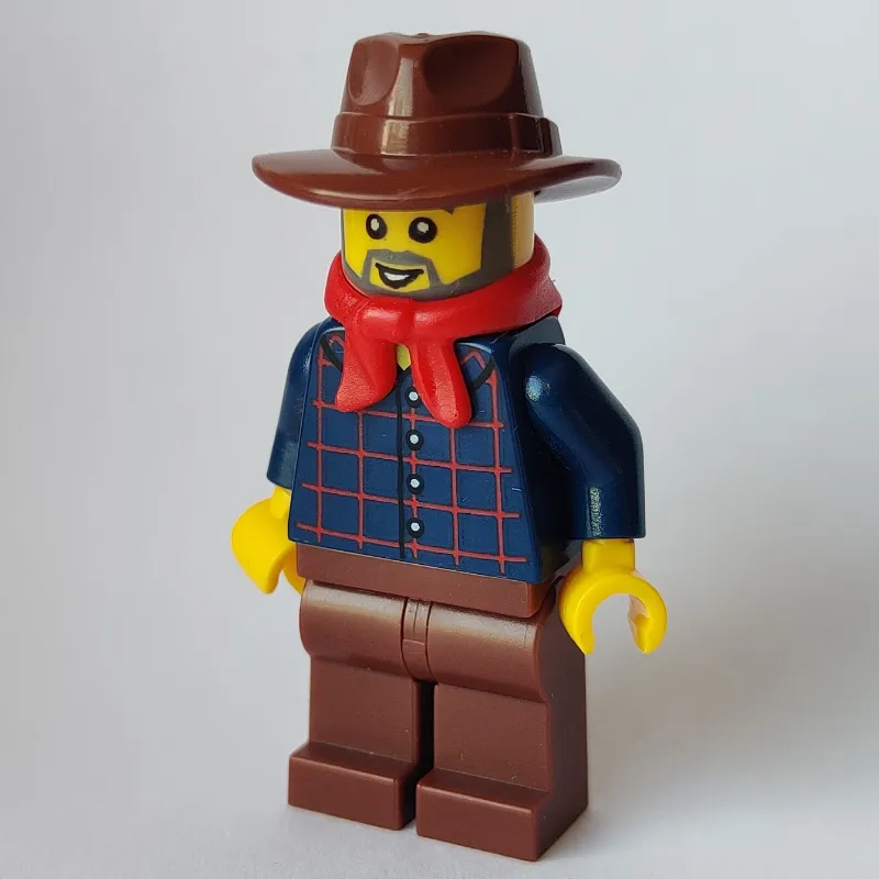 Dark Blue Torso, Reddish Brown Legs, Reddish Brown Hat