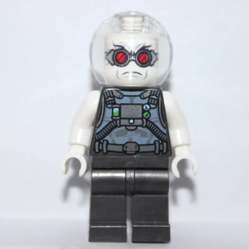 Mr. Freeze with Pearl Dark Gray Outfit