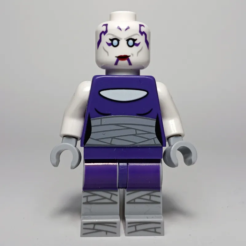  Asajj Ventress, Dark Purple Outfit