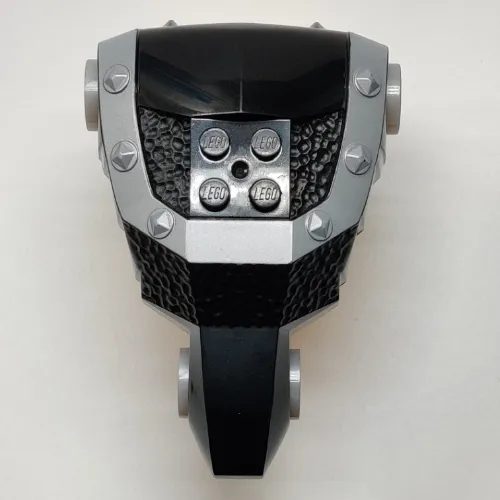 Large Figure Torso with Dracus Print, Black Front and Silver Trim, Brick 2 x 2 Relief