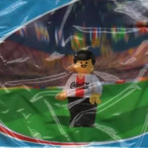 Coca-Cola Defender 3