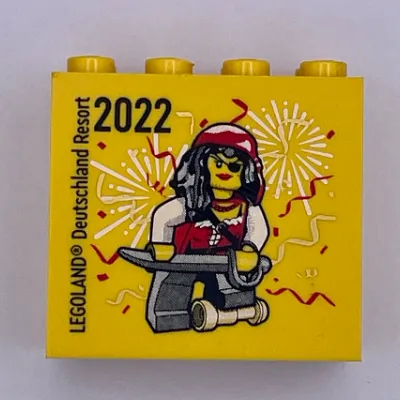 Brick 2 x 4 x 3 with 'LEGOLAND Deutschland Resort 2022' Pirate Woman Print