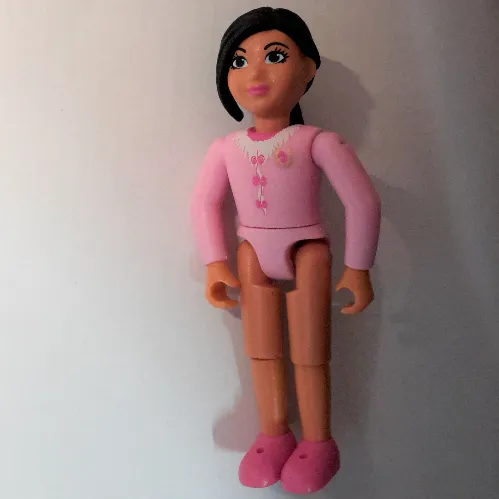 Belville Figure Fixed Elbows, Child, Female, Black Hair, Bright Pink Top, Gold Horseshoe Brooch, Dark Pink Shoes
