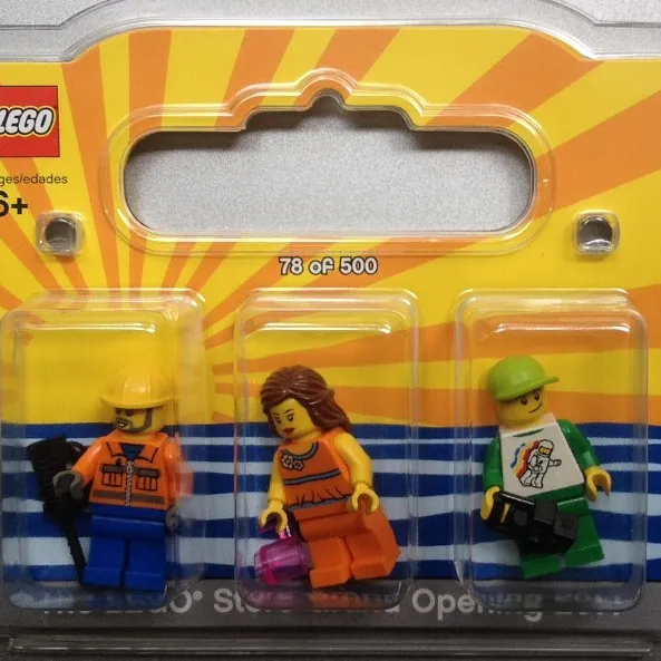 LEGO Store Grand Opening Exclusive Set Mission Viejo Mall Mission Viejo CA