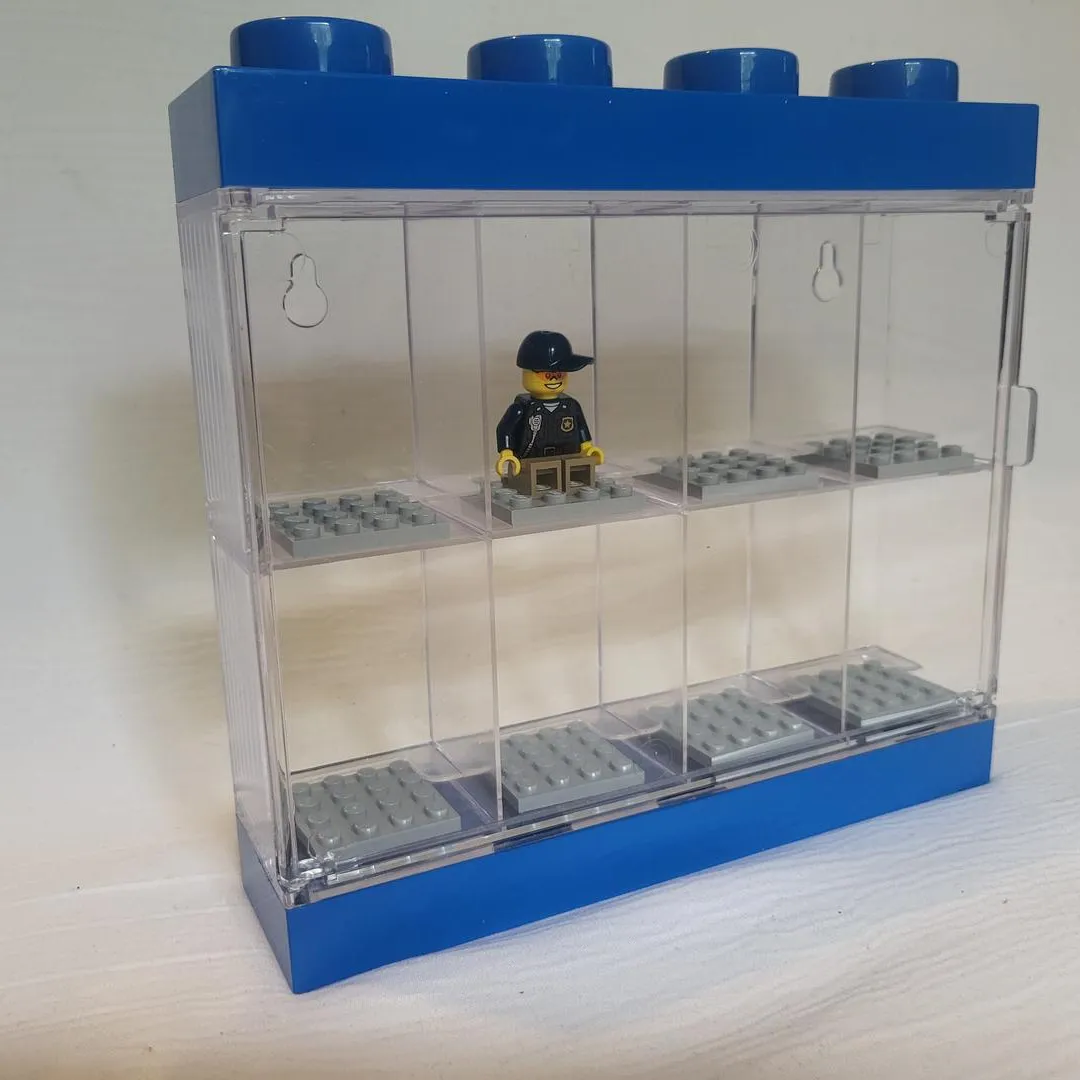 Minifigure Display Case 8 (Blue)