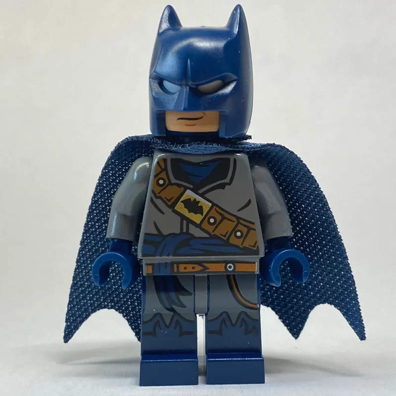Batman, Dark Bluish Gray Suit, Dark Blue Cape and Cowl (Pirate)