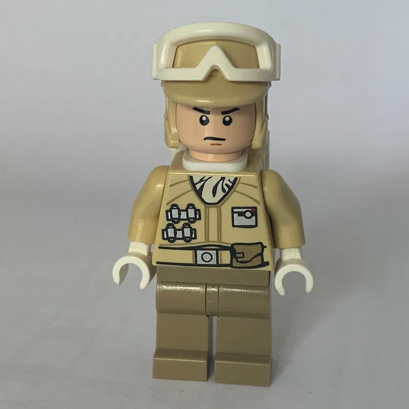 Rebel Trooper in Hoth Uniform, Tan Hat, Orange Chin Line