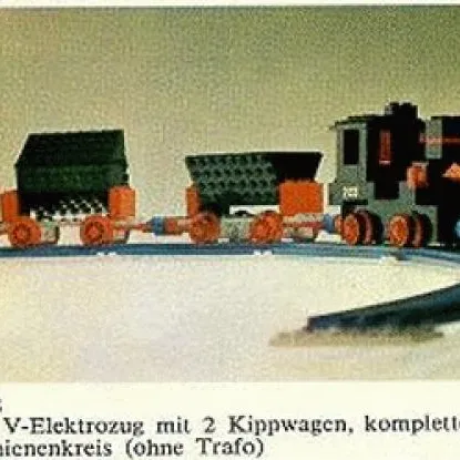 12V Electric Train with 2 Wagons
