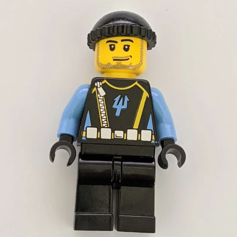 Aquaraider Diver 5 with Black Hat