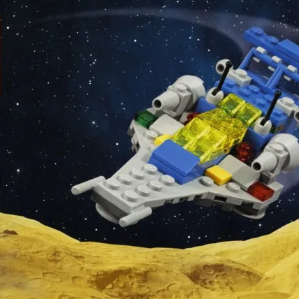 Micro-Scale Space Cruiser