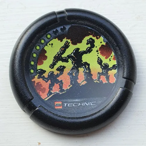 Large Figure Throwing Disk, Blaster, 6 Pips, Blaster and 2 Bots with Fire Background Print