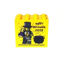 Brick 2 x 4 x 3 with 'LEGOLAND Deutschland Resort HAPPY HALLOWEEN 2023' Print
