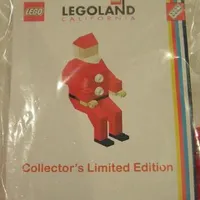 Sitting Santa (Legoland California)