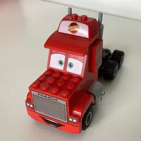 Mack, Single Part Hood