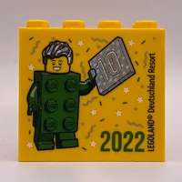 Brick 2 x 4 x 3 with 'LEGOLAND Deutschland Resort 10 2022', Green Brick Figure (Besuchsmeister Silver) Print