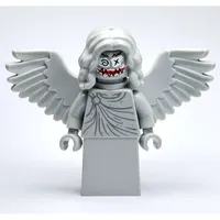 Arkham Asylum Statue