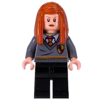 Ginny Weasley, Gryffindor Sweater with Crest