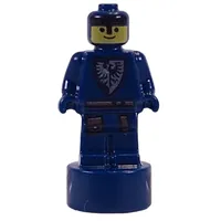 Minifig Trophy Statuette, Black Falcon Knight/Soldier print