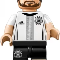 Shkodran Mustafi (2)