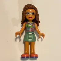 Olivia - Dark Pink Top, Sand Green Skirt, Reddish Brown Hair, Bow