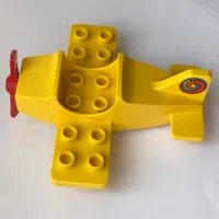 Duplo Airplane Small Wings on Bottom with Red Wheels and Propeller