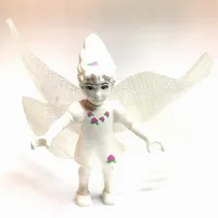 Millimy, Flowers, White